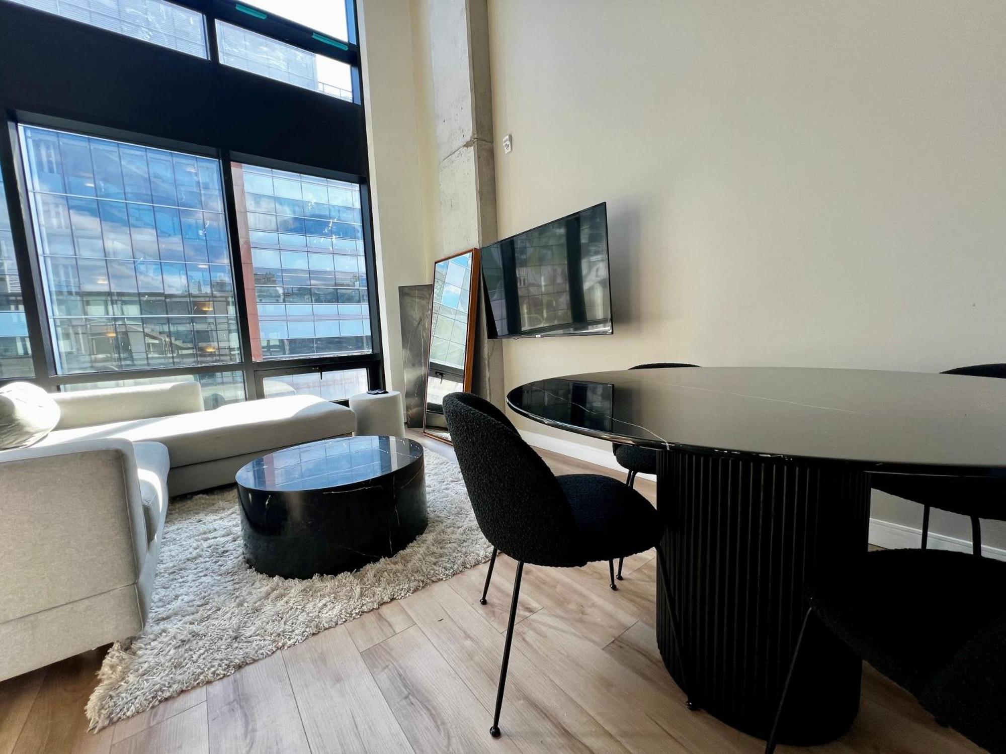 Sky Rocket Downtown Mtl Apartamento Montreal
